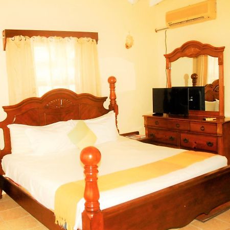 Rich View Hotel Кингстаун Екстериор снимка