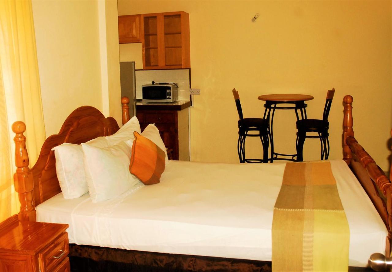 Rich View Hotel Кингстаун Екстериор снимка